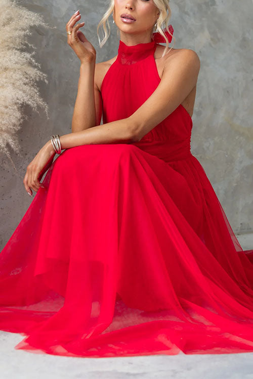 Robe longue en tulle avec nœud et dos nu