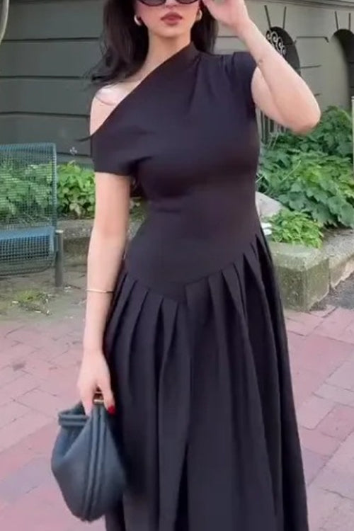 Elegant Asymmetric Shoulder Pleated Swing Maxi Dress