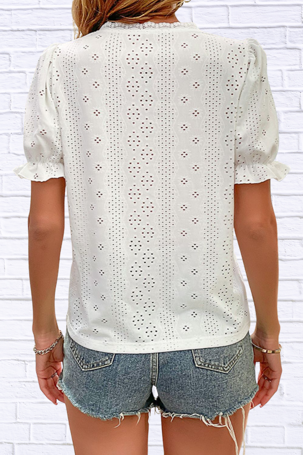 💕 Solid Buttoned V-Neck Flounce Sleeve Top