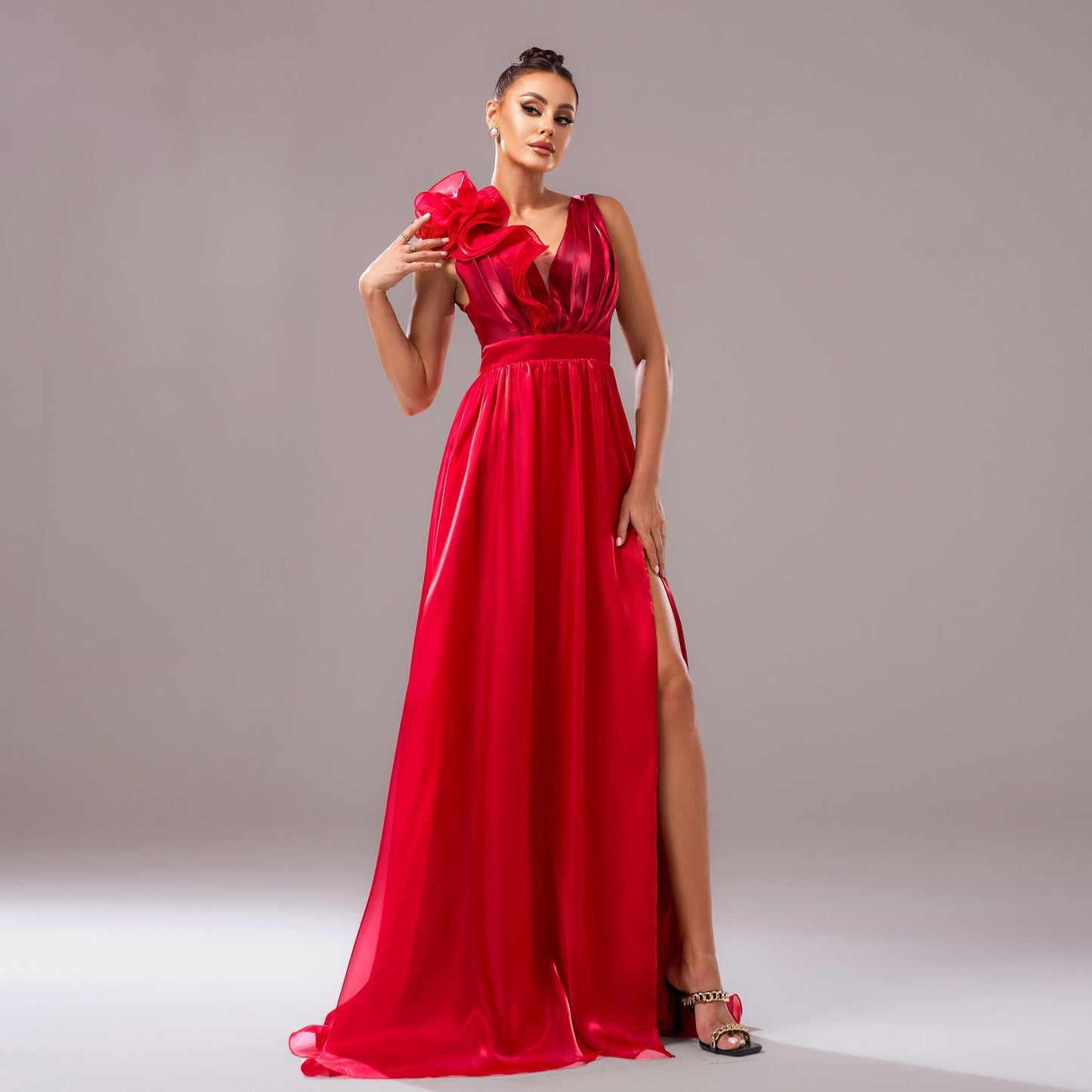 Sleeveless V neck Slim Fit Formal Evening Dress Red