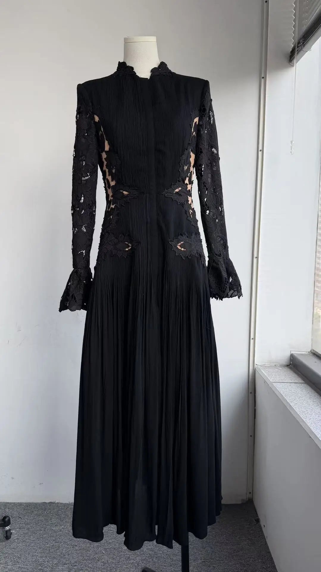 Kendall figurbetontes Kleid