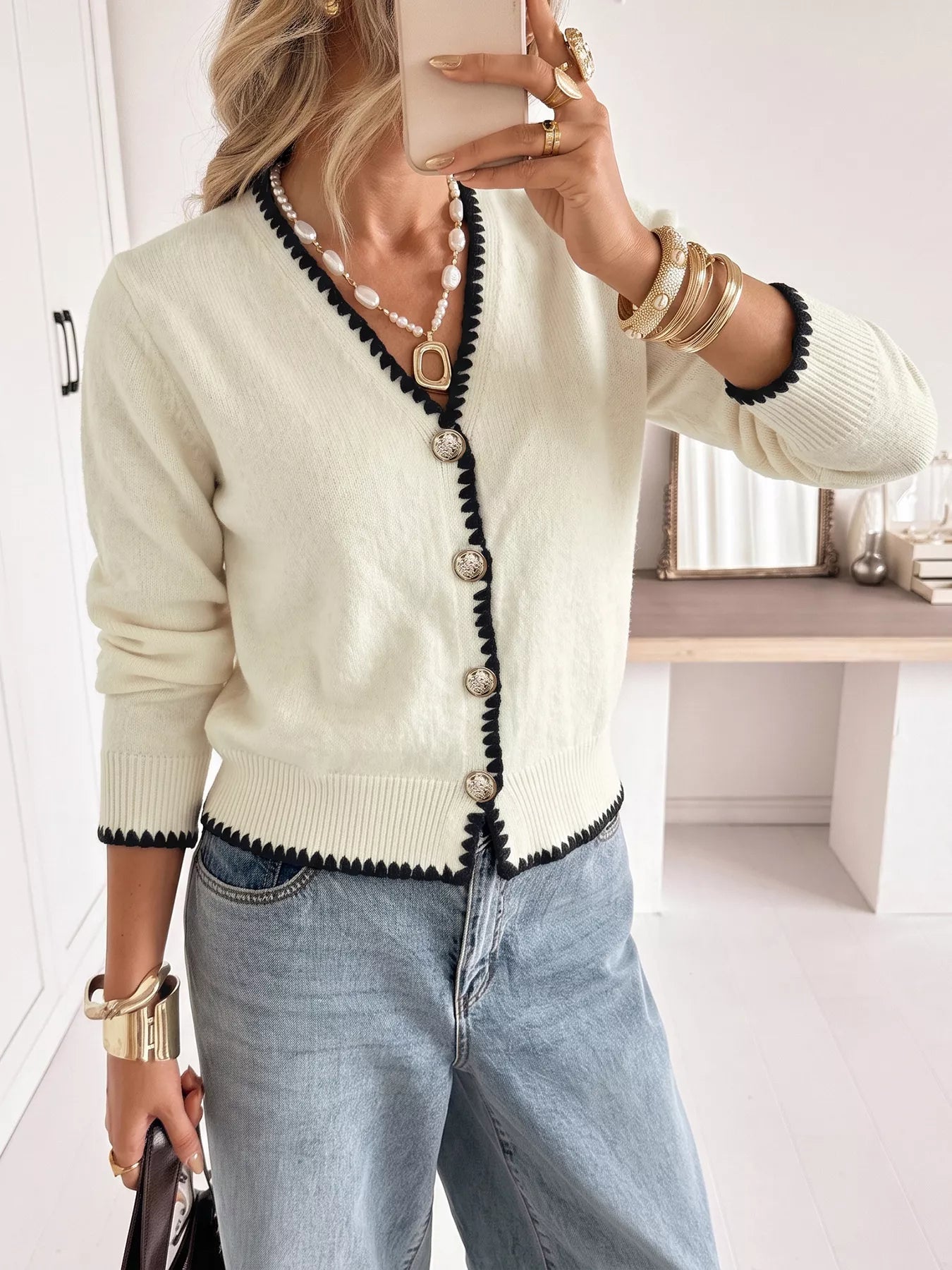 Contrast Trim V-Neck Button-Down Cardigan
