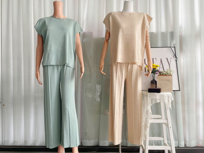 Solid Color Sleeveless Sweater Vest & Wide Leg Pants Sets