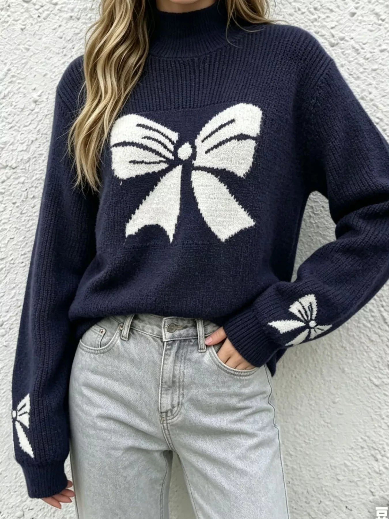 Bowknot Pattern Mock Neck Sweater
