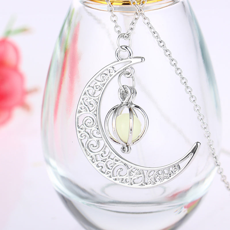 PREMIUM MOONSTONE NECKLACE