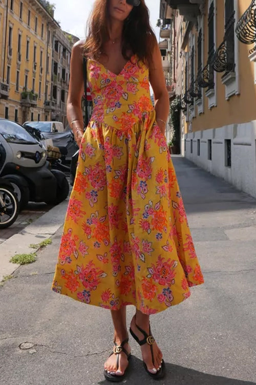 Robe mi-longue à imprimé floral et à bretelles spaghetti