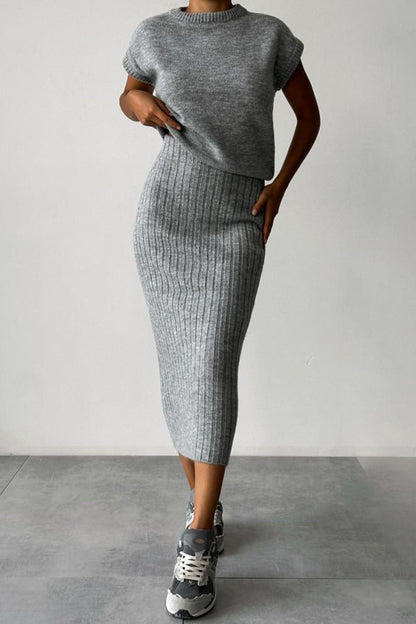 Elegant Simplicity Solid Weave O Neck Sleeveless Two Pieces Grey