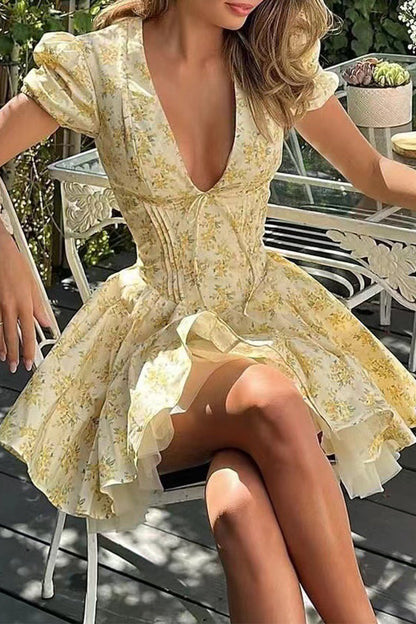 Sweet Elegant Print Flowers Frenulum V Neck A Line Dresses Light Yellow