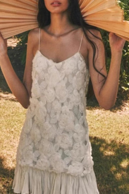 Elegante einfarbige Blumenform-Slingkleider mit U-Ausschnitt