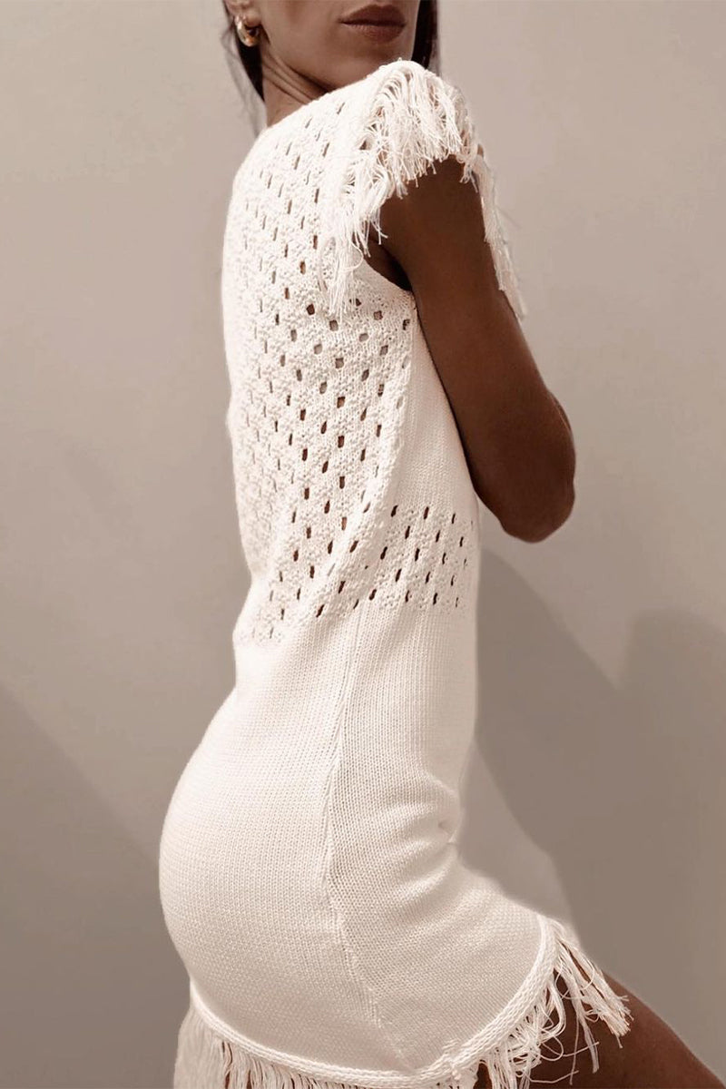 Robe pull décontractée à col rond et à pompons ajourés