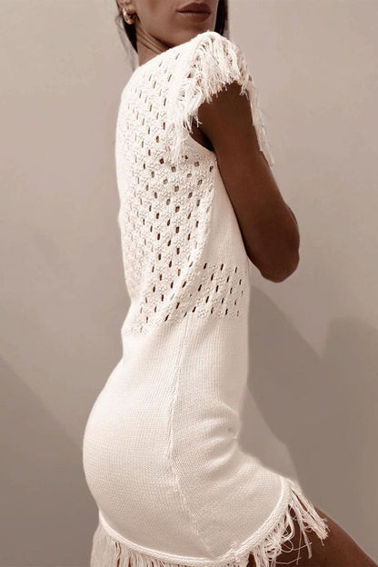 Robe pull décontractée à col rond et à pompons ajourés