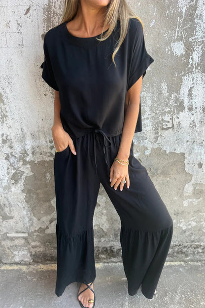 Lässiger, einfarbiger, mit Taschen und Schnürung versehener Volant mit Rundhalsausschnitt und kurzen Ärmeln, zweiteilig