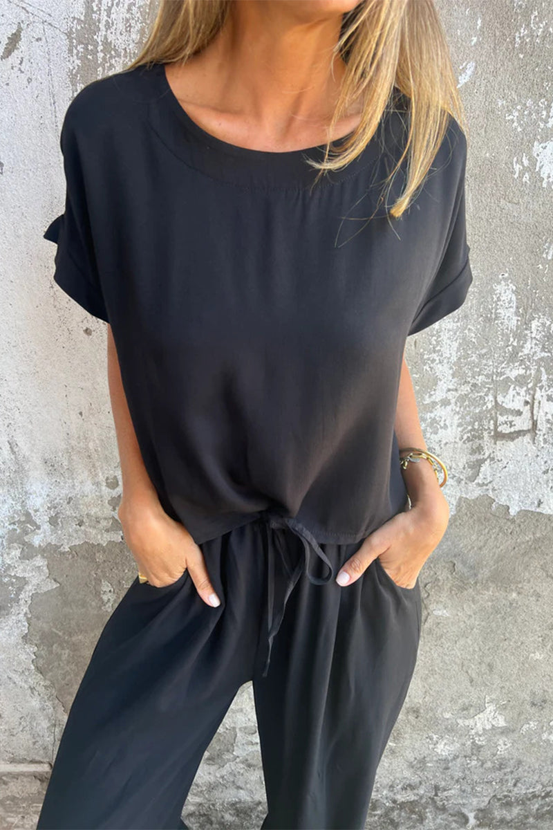 Lässiger, einfarbiger, mit Taschen und Schnürung versehener Volant mit Rundhalsausschnitt und kurzen Ärmeln, zweiteilig