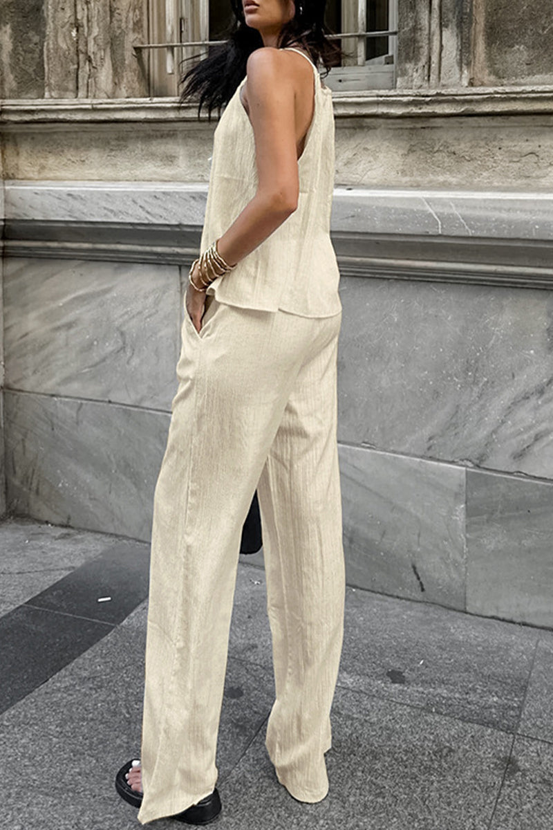 Sexy Zweiteiler mit einfarbigem Neckholder und Taschenriemen-Design