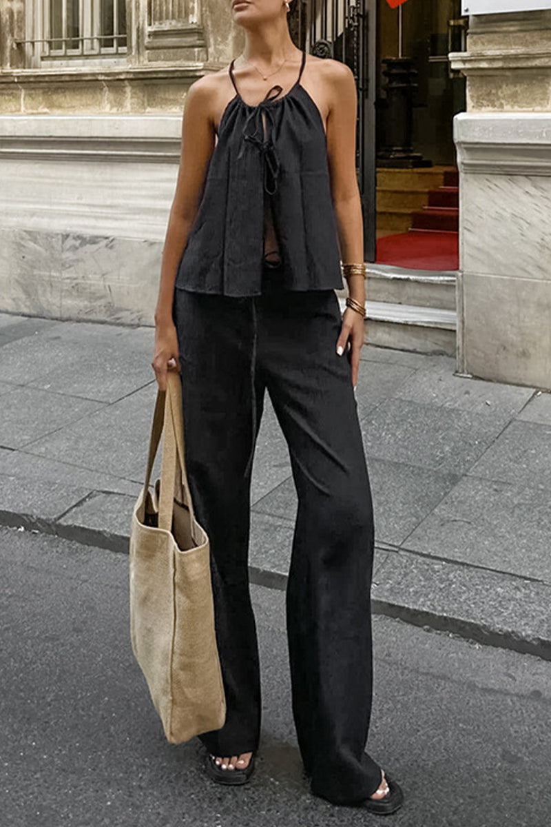 Sexy Zweiteiler mit einfarbigem Neckholder und Taschenriemen-Design