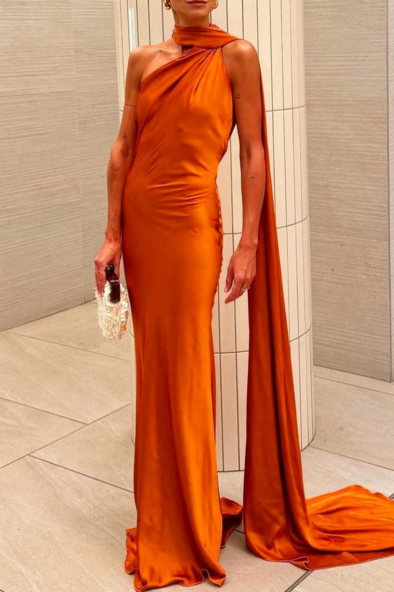 Sexy Abendkleider in Volltonfarbe mit unregelmäßigem Neckholder