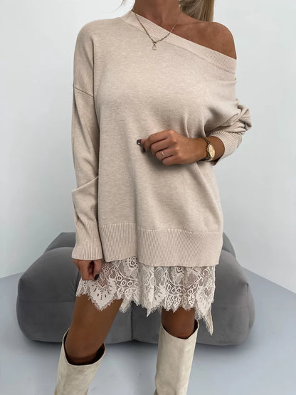 Mittellanger Hoodie mit Rundhalsausschnitt und Spitzenschlitz