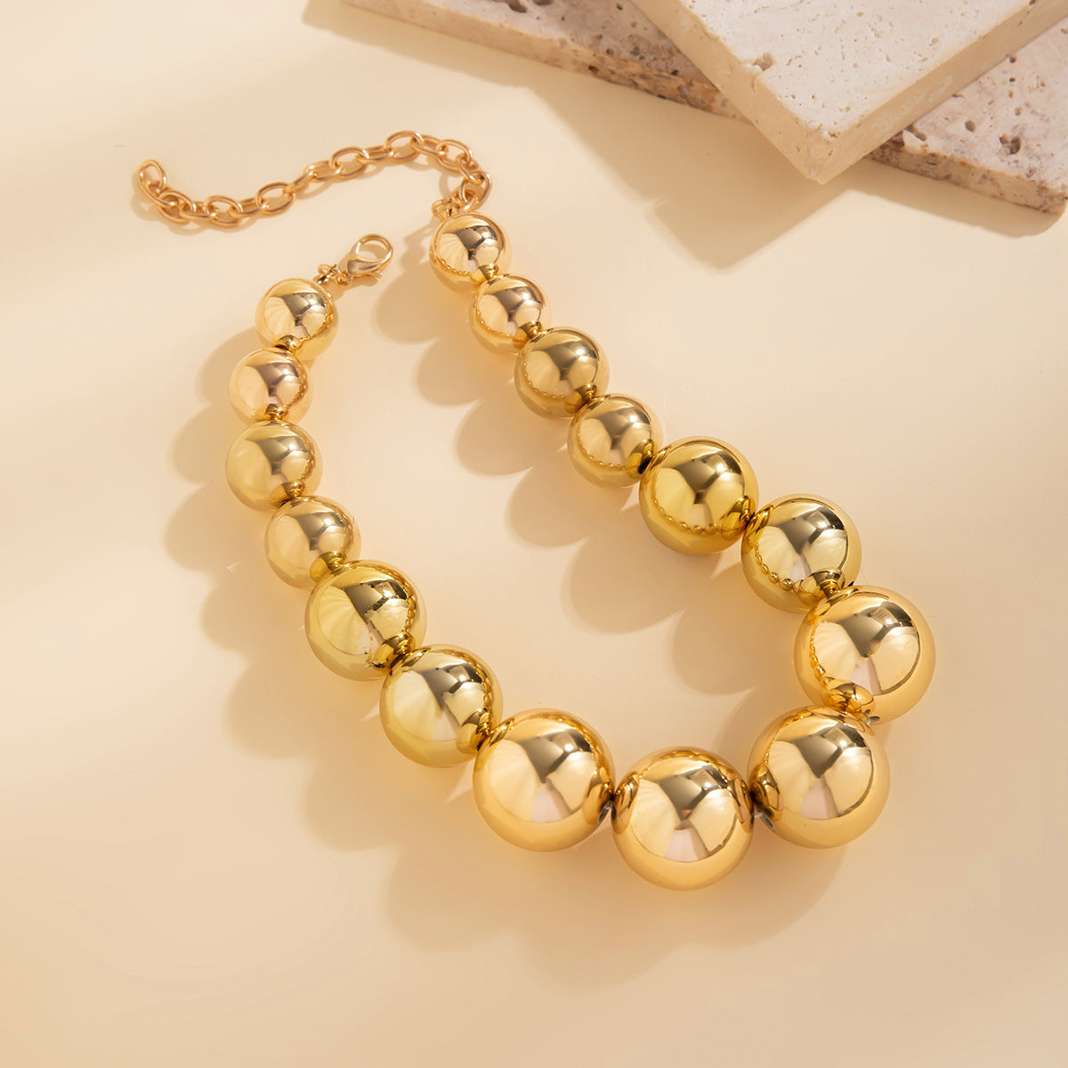 Fashion Exaggerated Geometric Bead Necklace