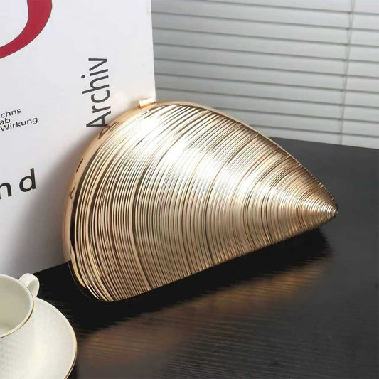 Trendy Chain Glitter Oyster Clutch Bag