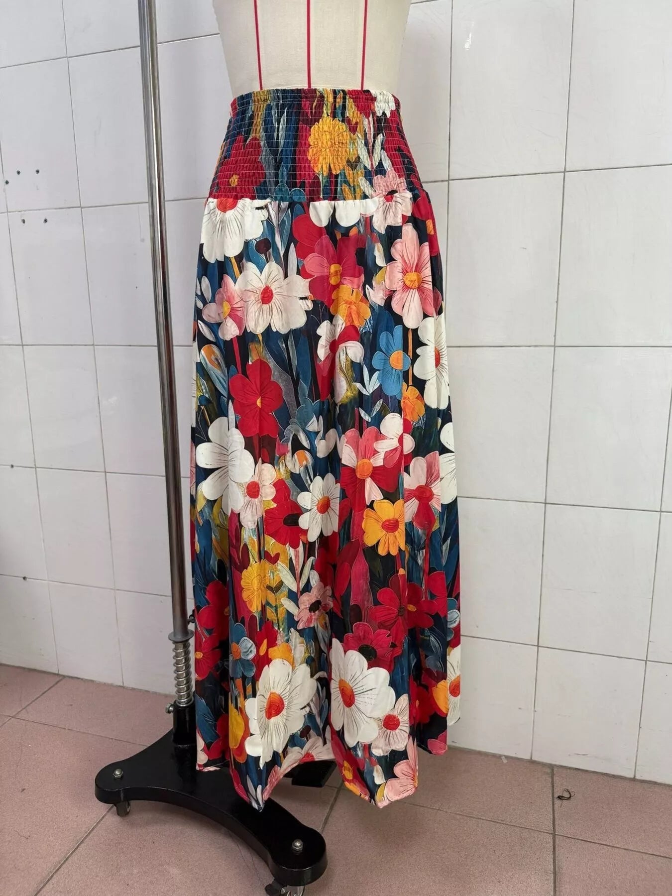 Floral Print High-Waisted Maxi Skirt