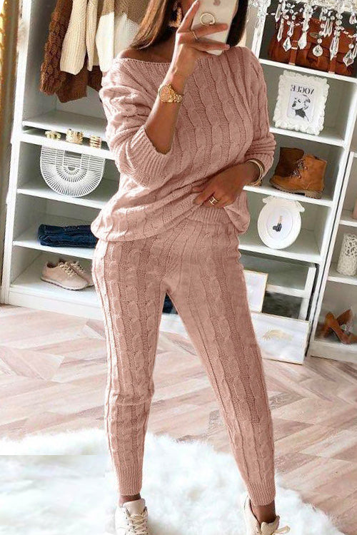 Crewneck Long Sleeve Sweater and Slim Fit Pants Solid Set Pink
