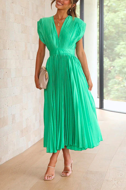 Rosiedress Deep V Neck Waisted Maxi Pleated Swing Dress