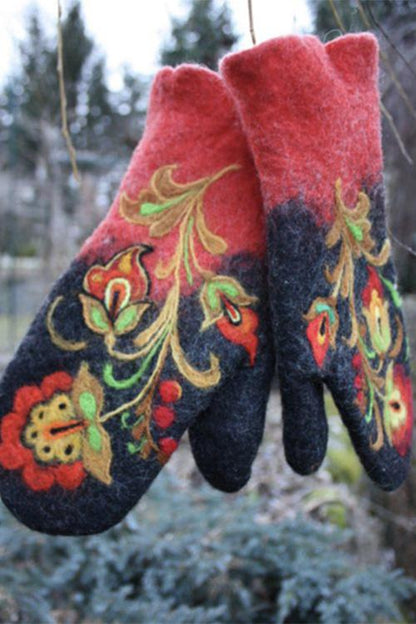 Christmas Gift Embroidery Mittens(5 Colors) Red Onesize