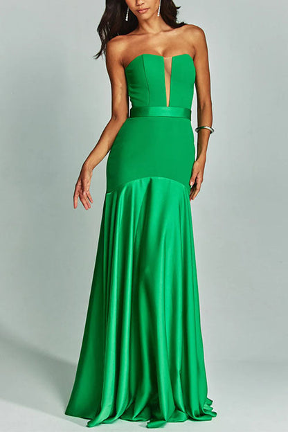 Robe de soirée longue évasée sans bretelles à col en V et maille