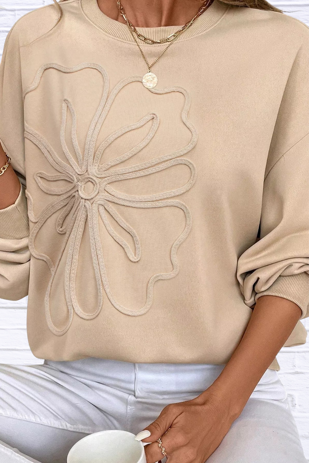 🤎 Beige Embroidered Flower Pattern Drop Shoulder Sweatshirt