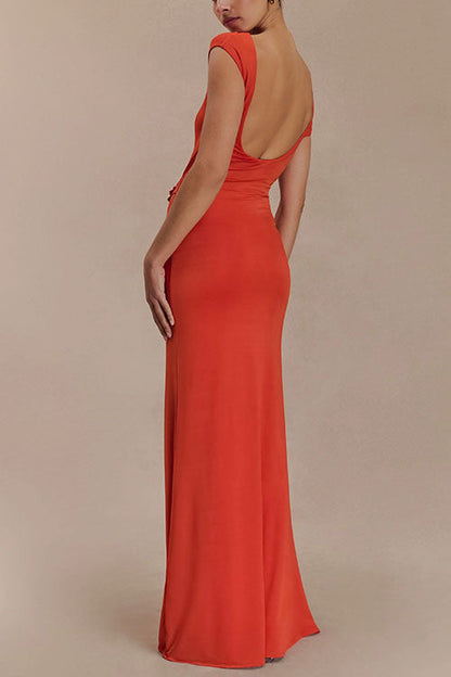 Kurzärmliges, figurbetontes Maxikleid mit Cut-Outs und offenem Rücken