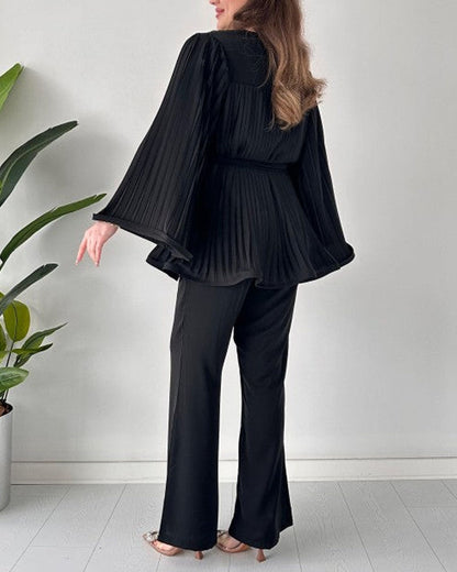 Fashion Round Neck Bat Sleeve Pleated Large Swing Top Suit