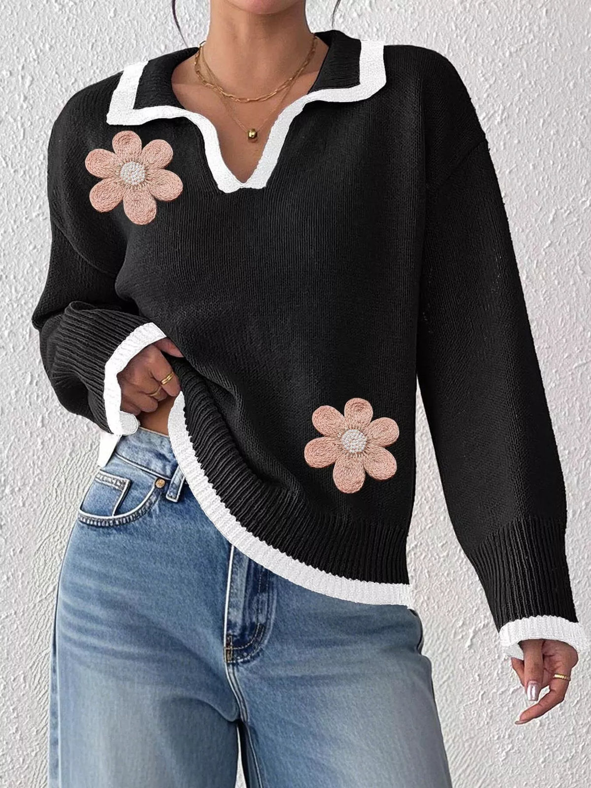 Flower Contrast Trim Dropped Shoulder Sweater