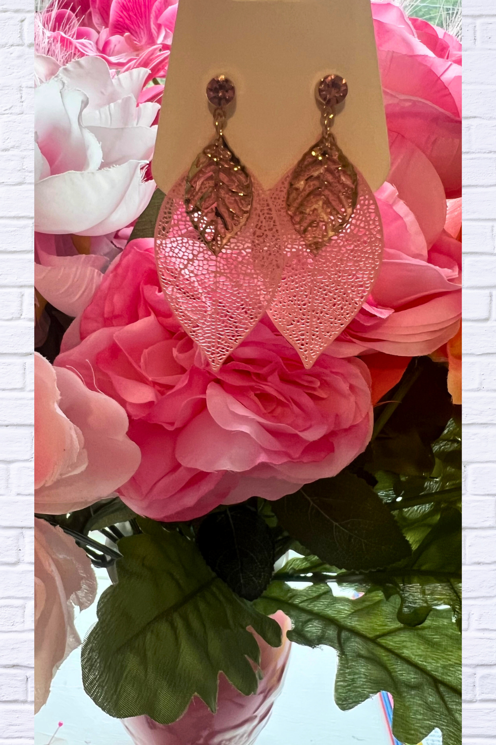 Pink & Gold Leaf Drop Earrings – Nature-Inspired Elegance