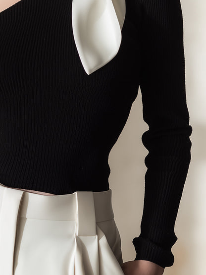 One-Shoulder Knit Top With Contrast Bow Detail