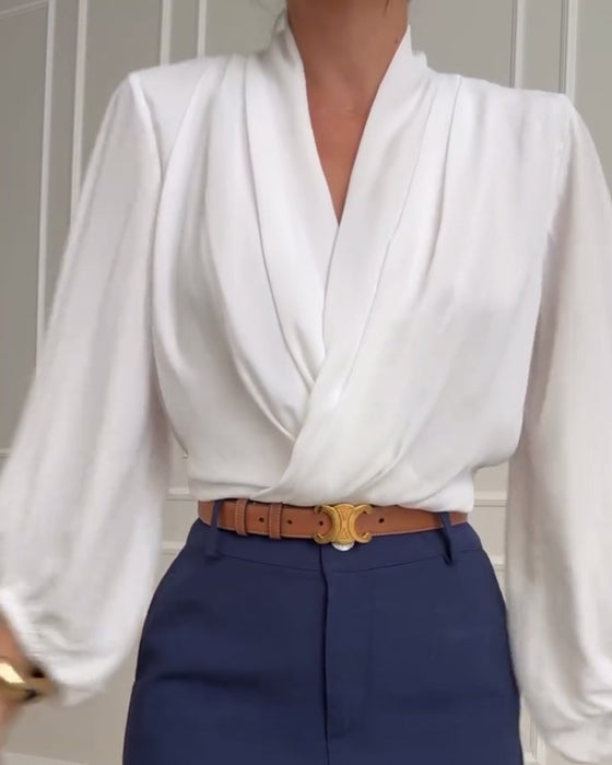 Modische Bluse mit V-Ausschnitt und Laternenärmeln in Volltonfarbe