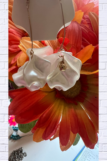 White Petal & Gold Bloom Hoop Earrings