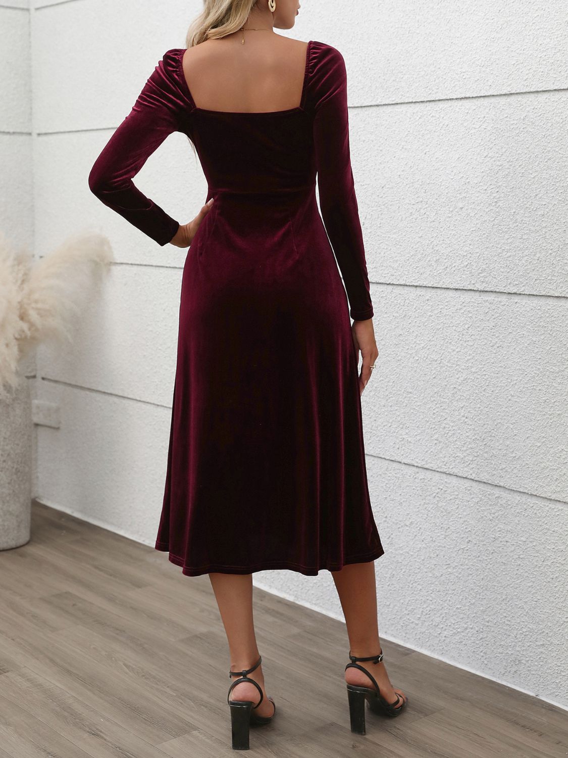Blue Zone Planet | Perfee Sweetheart Neck Long Sleeve Midi Dress