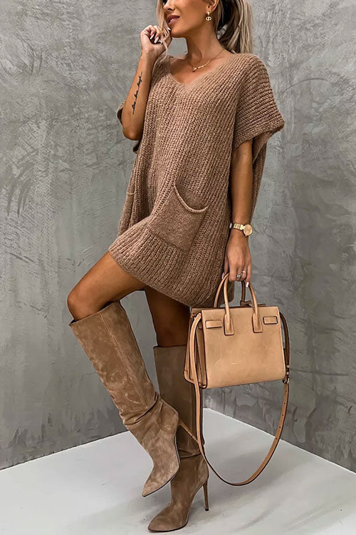 Rosiedress Oversized V Neck Short Sleeves Pocketed Poncho Sweater