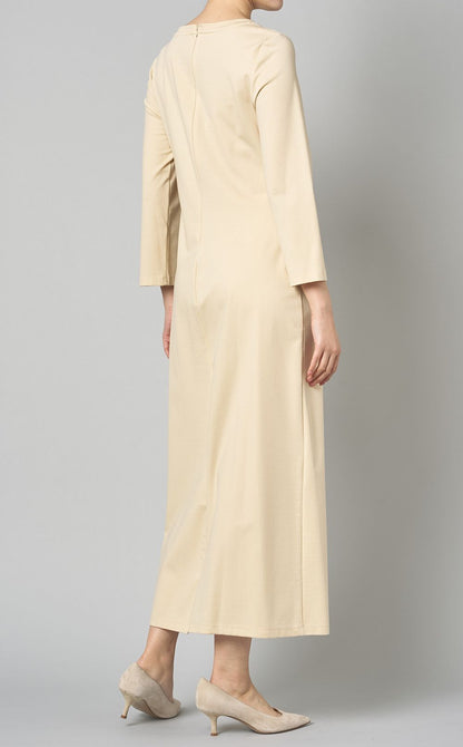 Robe en tricot plissée sur le côté