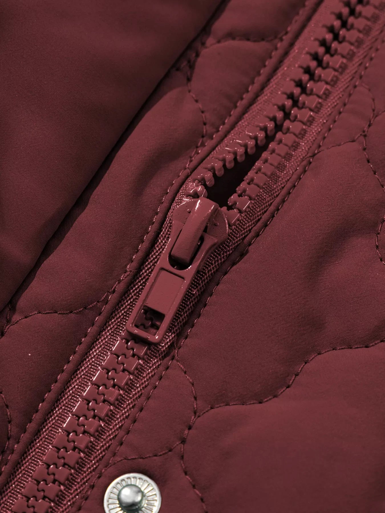 Burgundy Quilted Snap Down Zip Up Vest Coat – Women’s Lightweight Warm Outerwear for Fall & Winter
