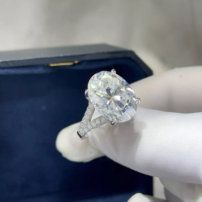 10 Moissanite 925 Sterling Silver Ring