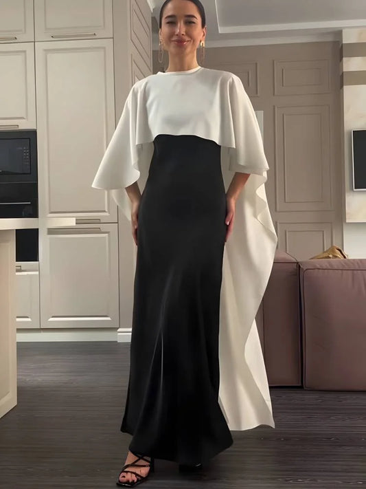 Ensemble deux pièces avec jupe à encolure ras du cou et châle contrasté