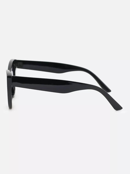 Chic Cat-Eye Sunglasses