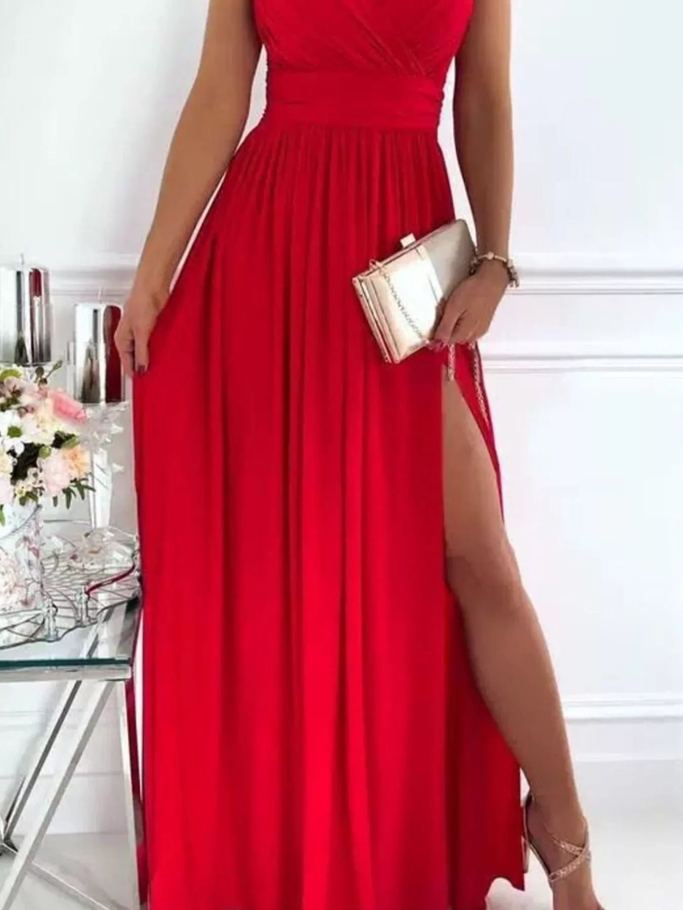 Maxikleid mit hohem Schlitz und Spitzendetail