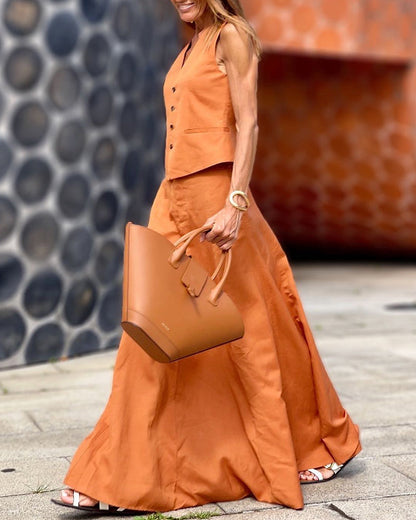 Ensemble deux pièces haut court sans manches à col en V et jupe évasée mi-longue 