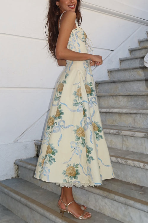 Robe camisole mi-longue à imprimé floral avec cordon de serrage et bordure en dentelle