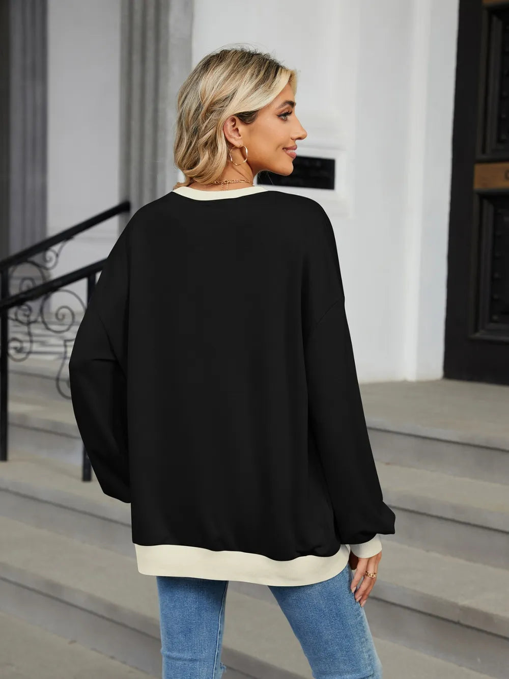 Contrast Round Neck Long Sleeve Sweatshirt