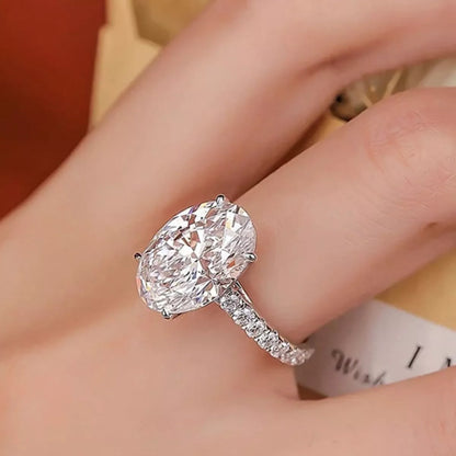 3 Karat 925 Sterling Silber Moissanit Oval Ring