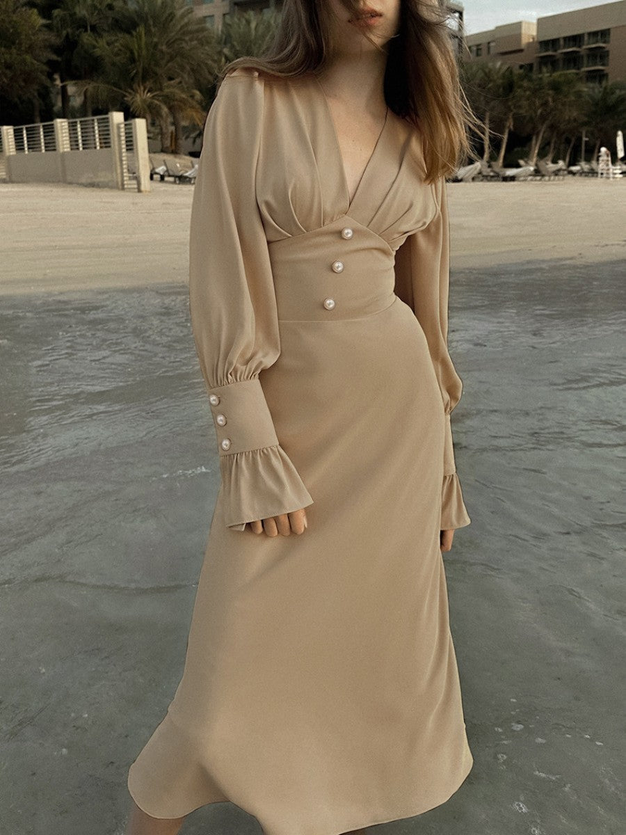 Classical Elegant Fold Low -cut Dress