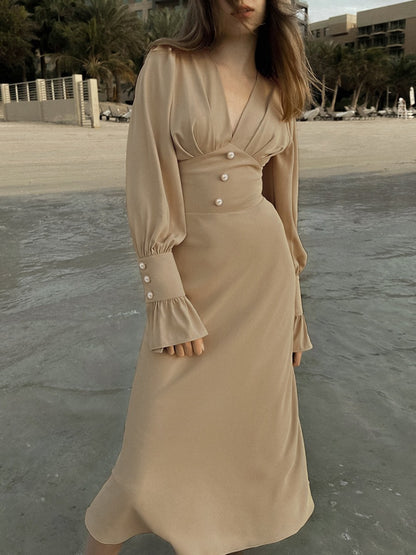 Classical Elegant Fold Low -cut Dress